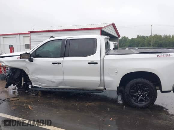 ✅ 2021 Chevrolet Silverado 1500 LT Trail Boss • VIN: 3GCPYFEL9MG134648 • Лот: 43336675. Опубликован ранее на IAAI с пробегом 94 531 миль. Бесплатный доступ к архиву аукционных продаж из США и подробный отчёт об истории автомобиля на DreamBid. Изображение 15.