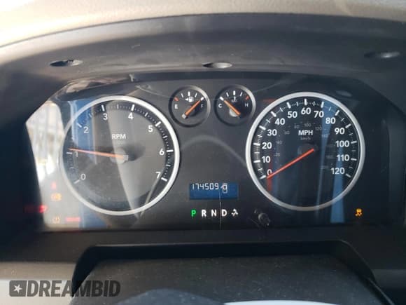 ✅ 2010 Dodge 1500 ST • VIN: 1D7RB1GK3AS111975 • Lot: 81269224. Wystawiony na Copart z przebiegiem 174 509 mil. Bezpłatny archiwum sprzedaży aukcyjnych z USA i szczegółowy raport historii pojazdu na DreamBid. Zdjęcie 9.