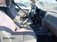 ✅ 2004 Isuzu Rodeo S • VIN: 4S2CK58W944317209 • Lot: 41498160. Listed on IAAI with 114,764 mi. Free auction sales archive from the USA and detailed vehicle history report at DreamBid. Image 5.