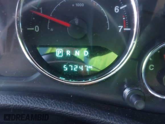 ✅ 2018 Jeep Wrangler Sport S • VIN: 1C4AJWAG7JL830135 • Lot: 43423782. Wystawiony na IAAI z przebiegiem 57 247 mil. Bezpłatny archiwum sprzedaży aukcyjnych z USA i szczegółowy raport historii pojazdu na DreamBid. Zdjęcie 16.