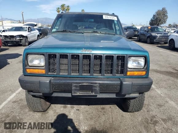 ✅ 1997 Jeep Cherokee Sport • VIN: 1J4FT68S4VL545385 • Лот: 49616325. Опубликован ранее на Copart с пробегом 239 798 миль. Бесплатный доступ к архиву аукционных продаж из США и подробный отчёт об истории автомобиля на DreamBid. Изображение 5.