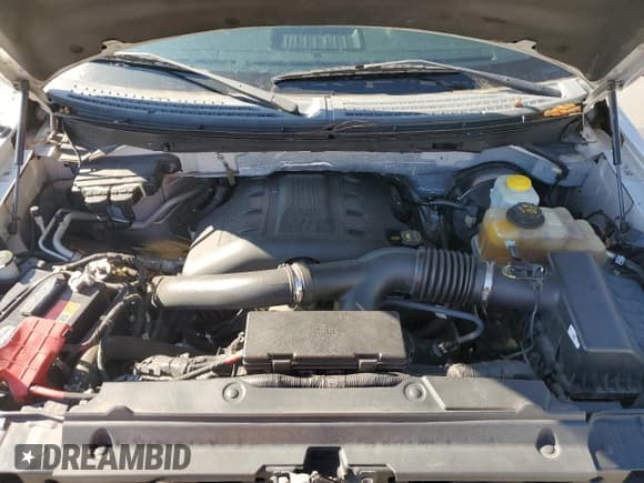 ✅ 2014 Ford F-150 XLT • VIN: 1FTFW1CT7EFC25752 • Lot: 92845905. Wystawiony na Copart z przebiegiem 148 851 mil. Bezpłatny archiwum sprzedaży aukcyjnych z USA i szczegółowy raport historii pojazdu na DreamBid. Zdjęcie 11.