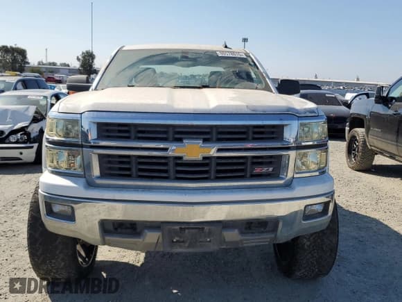 ✅ 2014 Chevrolet Silverado 1500 LT • VIN: 3GCUKREC4EG236995 • Лот: 80578015. Опубликован ранее на Copart с пробегом 130 371 миль. Бесплатный доступ к архиву аукционных продаж из США и подробный отчёт об истории автомобиля на DreamBid. Изображение 5.