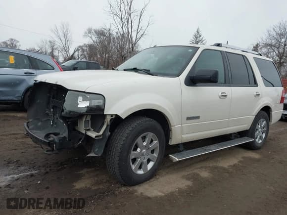 ✅ 2008 Ford Expedition Limited • VIN: 1FMFU20518LA60445 • Lot: 41840309. Listed on IAAI with 232,149 mi. Free auction sales archive from the USA and detailed vehicle history report at DreamBid. Image 2.