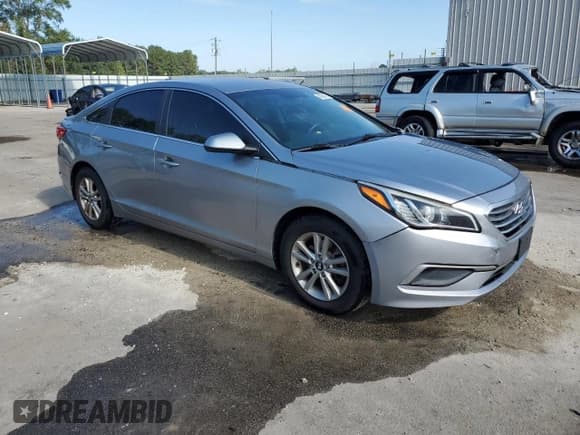 ✅ 2017 Hyundai Sonata 2.4L • VIN: 5NPE24AF3HH454543 • Lot: 80352305. Listed on Copart with 132,592 mi. Free auction sales archive from the USA and detailed vehicle history report at DreamBid. Image 4.