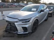 ✅ 2023 Lexus RX 500h F Sport Performance • VIN: 2T2BCMEA6PC007345 • Lot: 41408508. Wystawiony na IAAI z przebiegiem 23 060 mil. Bezpłatny archiwum sprzedaży aukcyjnych z USA i szczegółowy raport historii pojazdu na DreamBid. Zdjęcie 2.