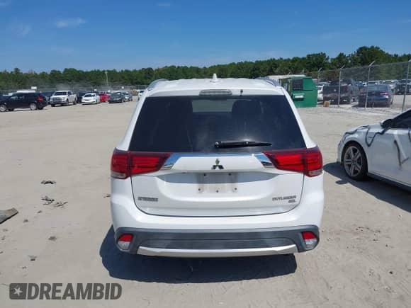 2018 Mitsubishi Outlander SE with VIN JA4AD3A38JZ053880, listed as a IAAI auction lot 43217197 with 131,340 mi miles and . Bid and sale history available at DreamBid. Image 16.