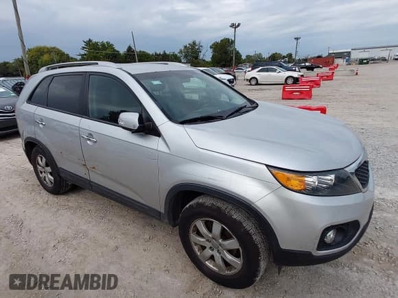 ✅ 2013 Kia Sorento LX • VIN: 5XYKT4A64DG394466 • Lot: 43443108. Listed on IAAI with 141,918 mi. Free auction sales archive from the USA and detailed vehicle history report at DreamBid. Image 1.