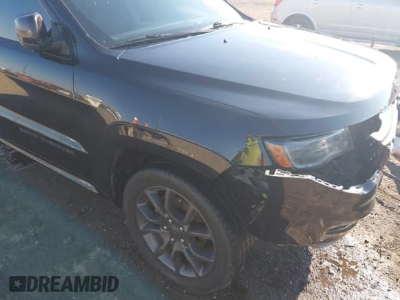 ✅ 2020 Jeep Grand Cherokee Overland • VIN: 1C4RJFCG9LC247987 • Lot: 43050959. Listed on IAAI with 79,444 mi. Free auction sales archive from the USA and detailed vehicle history report at DreamBid. Image 17.