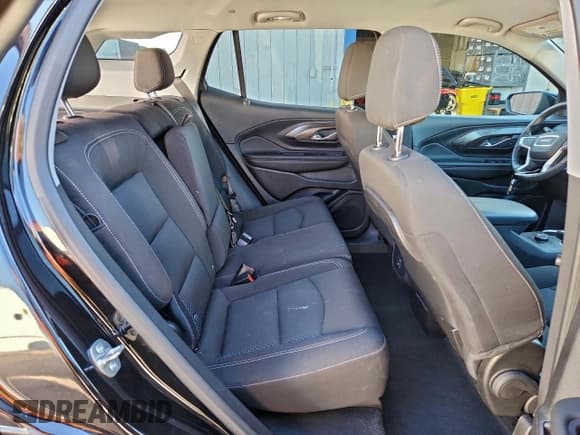 ✅ 2024 GMC Terrain SLE • VIN: 3GKALTEGXRL363798 • Lot: 95144095. Wystawiony na Copart z przebiegiem 42 432 mil. Bezpłatny archiwum sprzedaży aukcyjnych z USA i szczegółowy raport historii pojazdu na DreamBid. Zdjęcie 11.