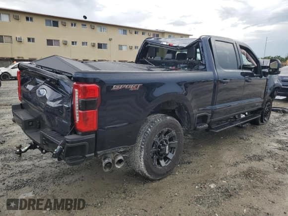 ✅ 2023 Ford F-250 XL • VIN: 1FT8W2BT7PEE19366 • Lot: 68640634. Wystawiony na Copart z przebiegiem Nie podano. Bezpłatny archiwum sprzedaży aukcyjnych z USA i szczegółowy raport historii pojazdu na DreamBid. Zdjęcie 3.