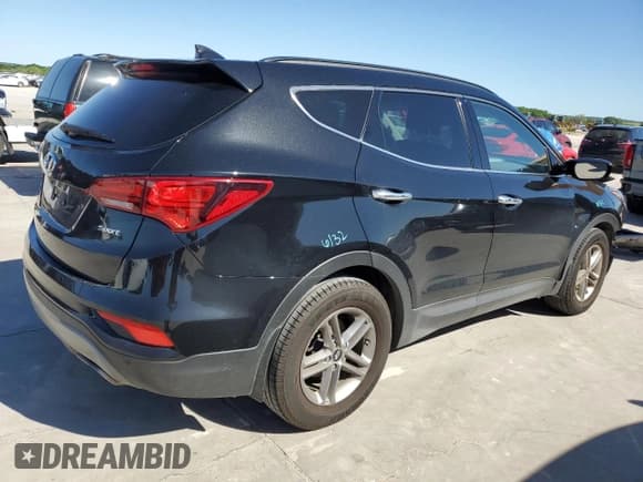 ✅ 2017 Hyundai Santa Fe 2.4L • VIN: 5NMZU3LB3HH041633 • Лот: 49887334. Опубликован ранее на Copart с пробегом 60 140 миль. Бесплатный доступ к архиву аукционных продаж из США и подробный отчёт об истории автомобиля на DreamBid. Изображение 3.