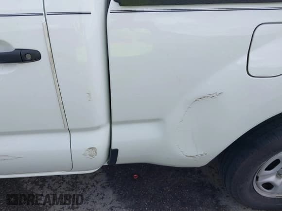 ✅ 2013 Toyota Tacoma • VIN: 5TFNX4CN6DX022095 • Lot: 43518765. Wystawiony na IAAI z przebiegiem 83 237 mil. Bezpłatny archiwum sprzedaży aukcyjnych z USA i szczegółowy raport historii pojazdu na DreamBid. Zdjęcie 18.