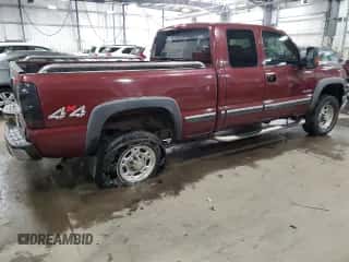 2000 Chevrolet Silverado 2500 LS z VIN 1GCGK29U2YE308909, wystawiony jako Copart lot #45506425 z przebiegiem 190 456 mil mil oraz Szkoda całkowita • Salvage title. Historia ofert i sprzedaży dostępna na DreamBid. Obrazek 3.