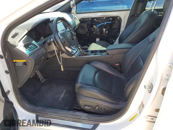 ✅ 2015 Hyundai Sonata Sport • VIN: 5NPE34AB4FH115457 • Lot: 47677383. Listed on Copart with 141,787 mi. Free auction sales archive from the USA and detailed vehicle history report at DreamBid. Image 7.