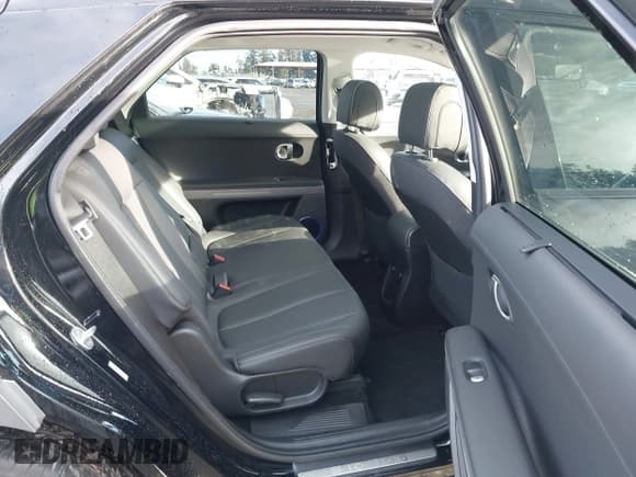 ✅ 2023 Hyundai Ioniq 5 Limited • VIN: KM8KRDAF2PU193078 • Lot: 43783666. Listed on IAAI with 25,037 mi. Free auction sales archive from the USA and detailed vehicle history report at DreamBid. Image 21.