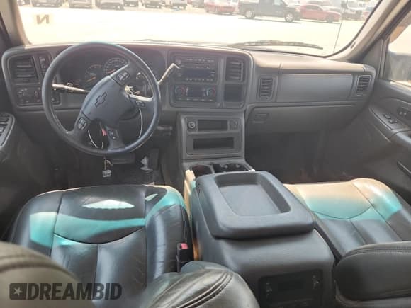 ✅ 2004 Chevrolet Silverado 2500HD LS • VIN: 1GCHK232X4F238186 • Лот: 70664425. Опубликован ранее на Copart с пробегом Не указан. Бесплатный доступ к архиву аукционных продаж из США и подробный отчёт об истории автомобиля на DreamBid. Изображение 8.