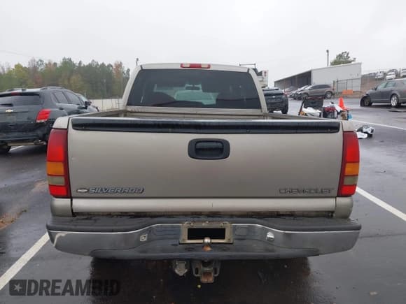 ✅ 1999 Chevrolet Silverado 1500 LS • VIN: 2GCEC19TXX1157632 • Lot: 43547678. Listed on IAAI with 242,857 mi. Free auction sales archive from the USA and detailed vehicle history report at DreamBid. Image 19.