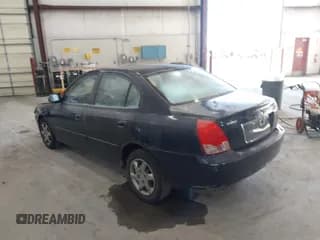 ✅ 2005 Hyundai Elantra GLS • VIN: KMHDN46D55U987694 • Lot: 41384118. Wystawiony na IAAI z przebiegiem 183 657 mil. Bezpłatny archiwum sprzedaży aukcyjnych z USA i szczegółowy raport historii pojazdu na DreamBid. Zdjęcie 3.