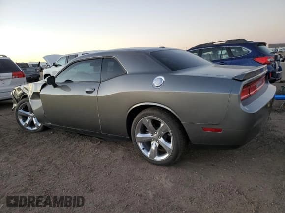 ✅ 2012 Dodge Challenger R/T Plus • VIN: 2C3CDYBT9CH253734 • Lot: 90611465. Wystawiony na Copart z przebiegiem 60 669 mil. Bezpłatny archiwum sprzedaży aukcyjnych z USA i szczegółowy raport historii pojazdu na DreamBid. Zdjęcie 2.
