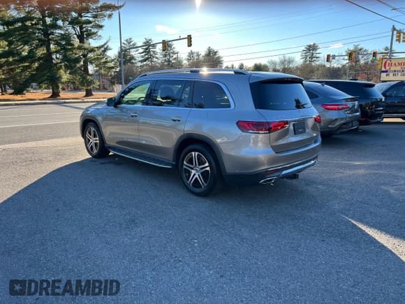 ✅ 2020 Mercedes-Benz GLS 450 • VIN: 4JGFF5KE0LA096074 • Lot: 93774785. Listed on Copart with 119,088 mi. Free auction sales archive from the USA and detailed vehicle history report at DreamBid. Image 3.
