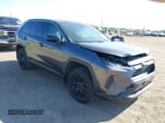 ✅ 2023 Toyota RAV4 LE • VIN: 2T3H1RFV4PC223253 • Lot: 43260496. Wystawiony na IAAI z przebiegiem 33 022 mil. Bezpłatny archiwum sprzedaży aukcyjnych z USA i szczegółowy raport historii pojazdu na DreamBid. Zdjęcie 1.