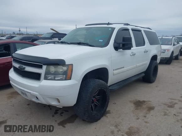 ✅ 2008 Chevrolet Suburban 3LT • VIN: 3GNFC16048G187823 • Lot: 41612832. Listed on IAAI with 244,128 mi. Free auction sales archive from the USA and detailed vehicle history report at DreamBid. Image 2.