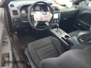 ✅ 2010 Dodge Challenger SE • VIN: 2B3CJ4DV4AH322646 • Lot: 86696424. Wystawiony na Copart z przebiegiem 173 046 mil. Bezpłatny archiwum sprzedaży aukcyjnych z USA i szczegółowy raport historii pojazdu na DreamBid. Zdjęcie 8.