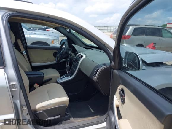 ✅ 2009 Pontiac Torrent • VIN: 2CKDL33F196207066 • Lot: 42292753. Wystawiony na IAAI z przebiegiem 200 332 mil. Bezpłatny archiwum sprzedaży aukcyjnych z USA i szczegółowy raport historii pojazdu na DreamBid. Zdjęcie 5.