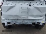 ✅ 2024 Ford Edge SE • VIN: 2FMPK4G9XRBA31977 • Lot: 43700570. Wystawiony na IAAI z przebiegiem 20 014 mil. Bezpłatny archiwum sprzedaży aukcyjnych z USA i szczegółowy raport historii pojazdu na DreamBid. Zdjęcie 20.