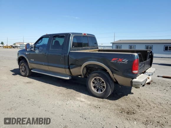 ✅ 2005 Ford F-250 XL • VIN: 1FTSW21PX5EA18272 • Lot: 59897255. Listed on Copart with 166,271 mi. Free auction sales archive from the USA and detailed vehicle history report at DreamBid. Image 2.