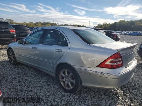 ✅ 2007 Mercedes-Benz C 280 Luxury • VIN: WDBRF92H47F881174 • Lot: 87045805. Listed on Copart with 169,158 mi. Free auction sales archive from the USA and detailed vehicle history report at DreamBid. Image 2.