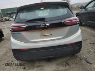 ✅ 2022 Chevrolet Bolt EV 2LT • VIN: 1G1FX6S01N4108402 • Lot: 72183514. Wystawiony na Copart z przebiegiem 18 406 mil. Bezpłatny archiwum sprzedaży aukcyjnych z USA i szczegółowy raport historii pojazdu na DreamBid. Zdjęcie 6.