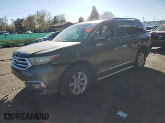 ✅ 2012 Toyota Highlander SE • VIN: 5TDZK3EHXCS066994 • Lot: 90891545. Wystawiony na Copart z przebiegiem Nie podano. Bezpłatny archiwum sprzedaży aukcyjnych z USA i szczegółowy raport historii pojazdu na DreamBid. Zdjęcie 1.