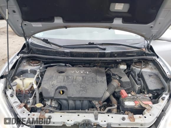 ✅ 2010 Toyota Matrix • VIN: 2T1KU4EE3AC274566 • Lot: 42201701. Wystawiony na IAAI z przebiegiem 107 108 mil. Bezpłatny archiwum sprzedaży aukcyjnych z USA i szczegółowy raport historii pojazdu na DreamBid. Zdjęcie 10.