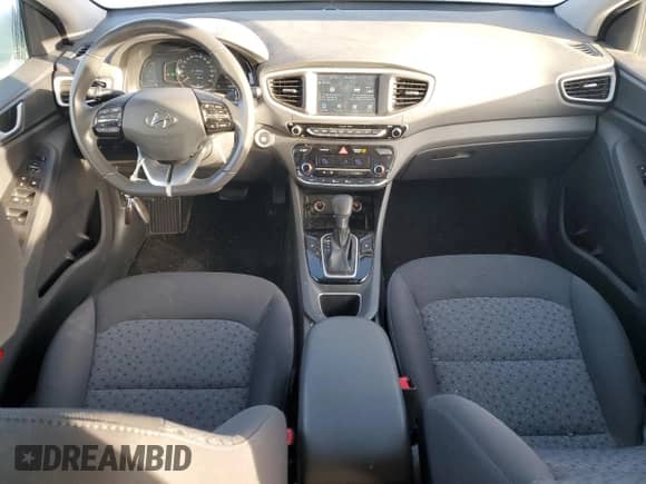 2017 Hyundai Ioniq SEL с VIN KMHC75LC6HU027814, выставлен на аукционе Copart как лот 79828994 с пробегом 352 878 миль миль и Чистый • Clean title. История ставок и продаж доступна на DreamBid. Изображение 8.