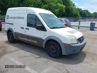 ✅ 2010 Ford Transit Connect XL • VIN: NM0LS7CN9AT032160 • Lot: 42519063. Wystawiony na IAAI z przebiegiem 164 167 mil. Bezpłatny archiwum sprzedaży aukcyjnych z USA i szczegółowy raport historii pojazdu na DreamBid. Zdjęcie 1.