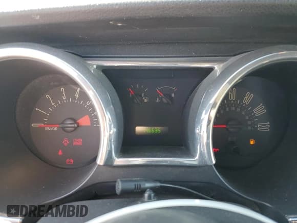 ✅ 2007 Ford Mustang Deluxe • VIN: 1ZVFT84N175328186 • Lot: 84607045. Listed on Copart with 235,986 mi. Free auction sales archive from the USA and detailed vehicle history report at DreamBid. Image 9.