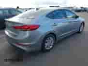 2017 Hyundai Elantra SE с VIN 5NPD74LF3HH127330, выставлен на аукционе IAAI как лот 43611205 с пробегом 171 260 миль миль и . История ставок и продаж доступна на DreamBid. Изображение 4.