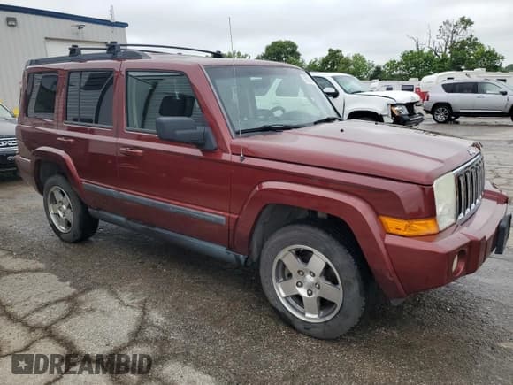 ✅ 2009 Jeep Commander Sport • VIN: 1J8HG48K29C519194 • Lot: 56788045. Listed on Copart with 179,034 mi. Free auction sales archive from the USA and detailed vehicle history report at DreamBid. Image 4.