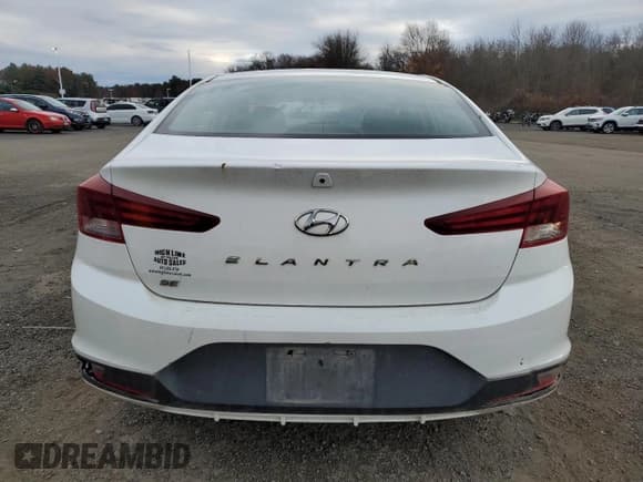 ✅ 2019 Hyundai Elantra SE • VIN: 5NPD74LF2KH433507 • Lot: 92826305. Listed on Copart with 111,627 mi. Free auction sales archive from the USA and detailed vehicle history report at DreamBid. Image 6.