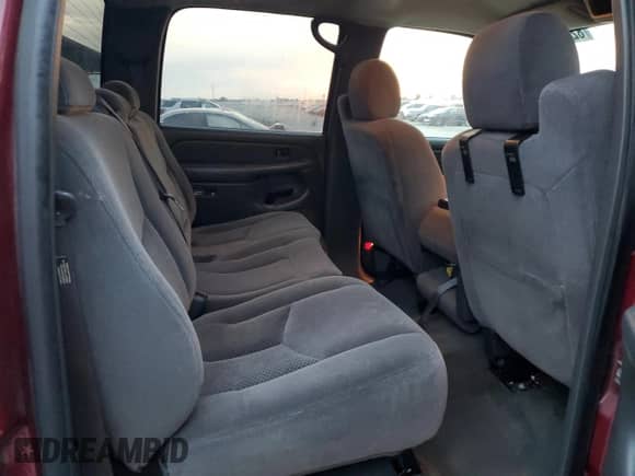 2006 Chevrolet Silverado 1500 LT1 z VIN 2GCEK13Z061258323, wystawiony jako Copart lot #82638325 z przebiegiem 199 933 mil mil oraz Szkoda całkowita • Salvage title. Historia ofert i sprzedaży dostępna na DreamBid. Obrazek 10.