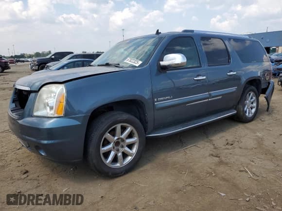 ✅ 2008 GMC Yukon XL • VIN: 1GKFC66898J249604 • Lot: 67822325. Wystawiony na Copart z przebiegiem Nie podano. Bezpłatny archiwum sprzedaży aukcyjnych z USA i szczegółowy raport historii pojazdu na DreamBid. Zdjęcie 1.