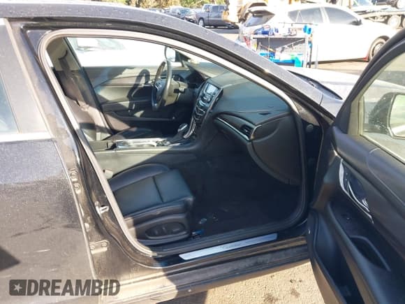 ✅ 2013 Cadillac ATS • VIN: 1G6AA5RX3D0174765 • Lot: 41382104. Listed on IAAI with 135,298 mi. Free auction sales archive from the USA and detailed vehicle history report at DreamBid. Image 5.