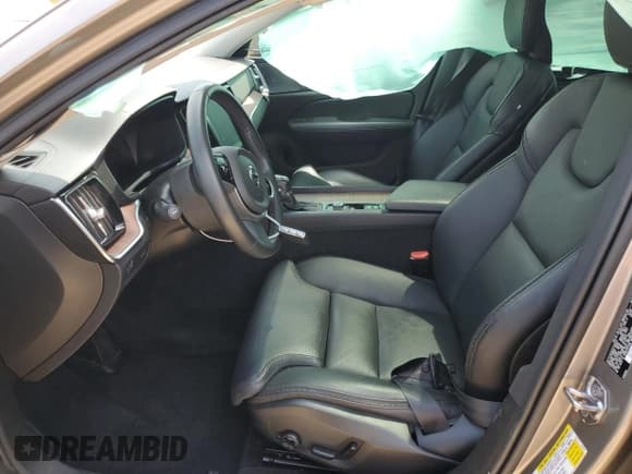 ✅ 2020 Volvo V60 • VIN: YV4102WKXL1048173 • Лот: 50684014. Опубликован ранее на Copart с пробегом 40 863 миль. Бесплатный доступ к архиву аукционных продаж из США и подробный отчёт об истории автомобиля на DreamBid. Изображение 7.