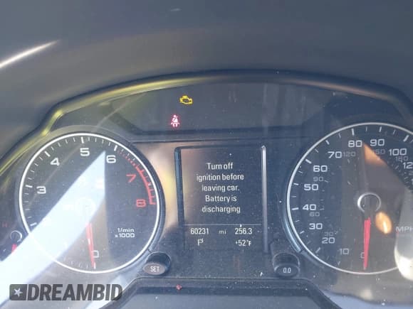 ✅ 2017 Audi Q5 Premium Plus • VIN: WA1L2AFP0HA072382 • Lot: 43551711. Wystawiony na IAAI z przebiegiem 60 231 mil. Bezpłatny archiwum sprzedaży aukcyjnych z USA i szczegółowy raport historii pojazdu na DreamBid. Zdjęcie 7.