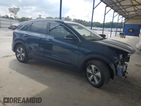 ✅ 2019 Kia Niro EX • VIN: KNDCC3LCXK5353198 • Lot: 80799495. Listed on Copart with 121,518 mi. Free auction sales archive from the USA and detailed vehicle history report at DreamBid. Image 4.