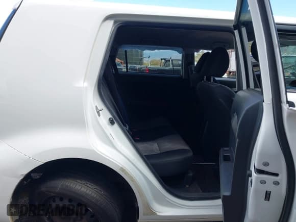 ✅ 2014 Scion xB • VIN: JTLZE4FE5EJ051048 • Лот: 43296223. Опубликован ранее на IAAI с пробегом 91 948 миль. Бесплатный доступ к архиву аукционных продаж из США и подробный отчёт об истории автомобиля на DreamBid. Изображение 8.