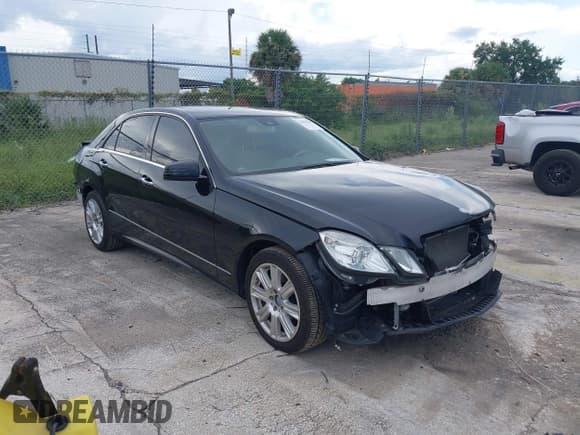 ✅ 2013 Mercedes-Benz E 350 Luxury • VIN: WDDHF8JB6DA695767 • Lot: 42959428. Listed on IAAI with 125,325 mi. Free auction sales archive from the USA and detailed vehicle history report at DreamBid. Image 1.