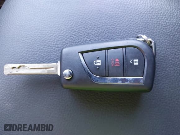 ✅ 2023 Toyota RAV4 LE • VIN: 2T3H1RFV3PC238729 • Lot: 43750403. Wystawiony na IAAI z przebiegiem 11 275 mil. Bezpłatny archiwum sprzedaży aukcyjnych z USA i szczegółowy raport historii pojazdu na DreamBid. Zdjęcie 11.